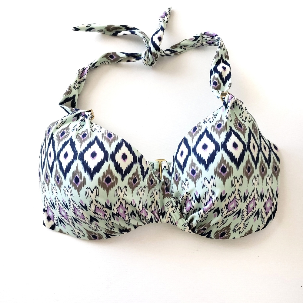 Victoria's Secret Unforgettable Demi Swim Bikini 32DD